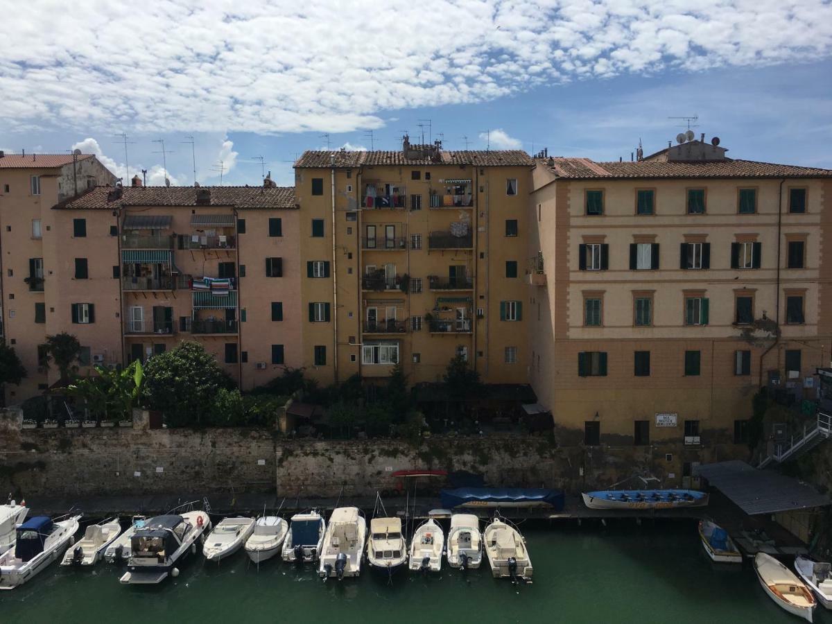 L'Ora Delle Streghe B&B Centralissimo 리보르노 외부 사진