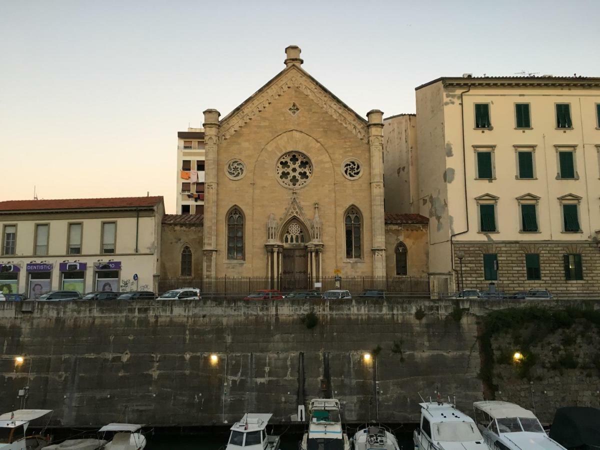 L'Ora Delle Streghe B&B Centralissimo 리보르노 외부 사진